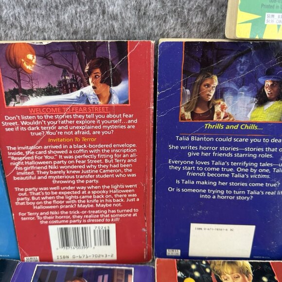 ✅Mixed Lot of 19- 90's VTG R.L. Stine Books Fear Street & Other Horror Halloween - Picture 10 of 16